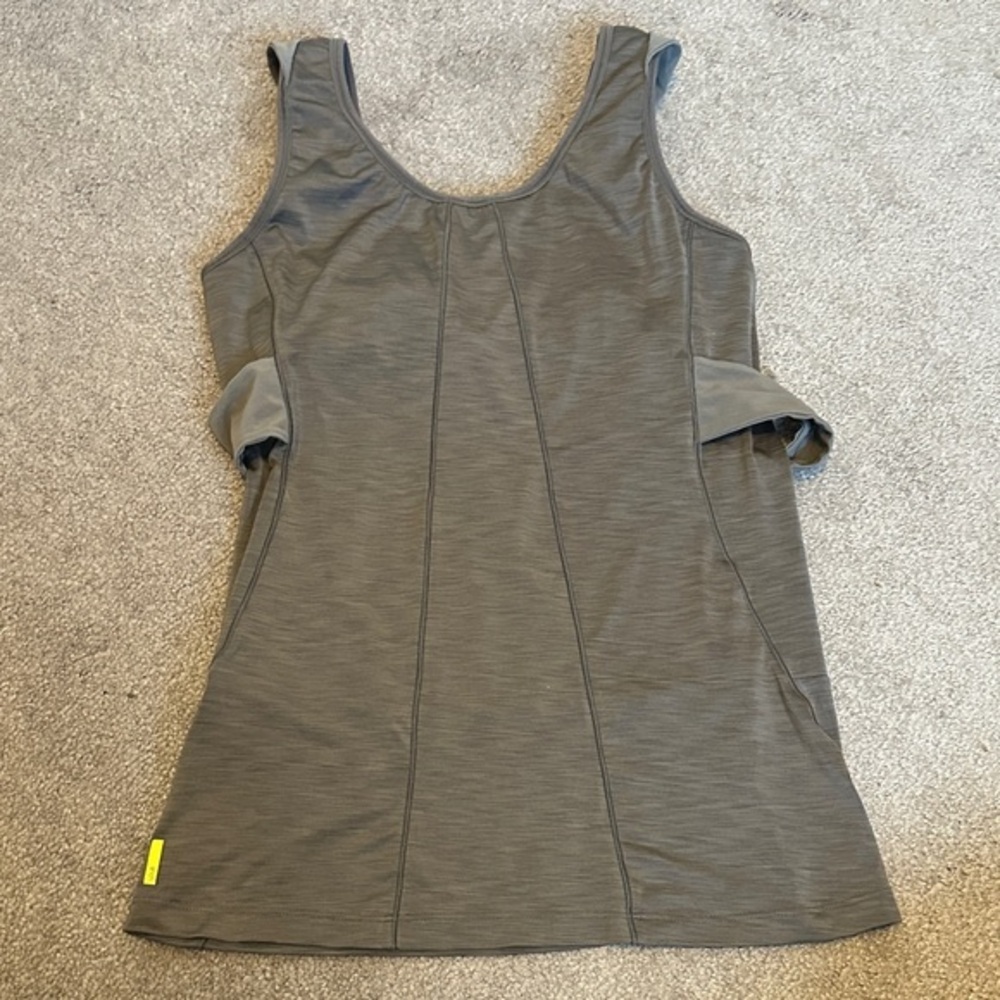 LOLE Gray Sleeveless Athletic Top GUC L
